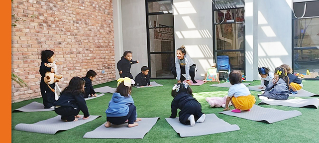 Yoga: Magia en el espejo