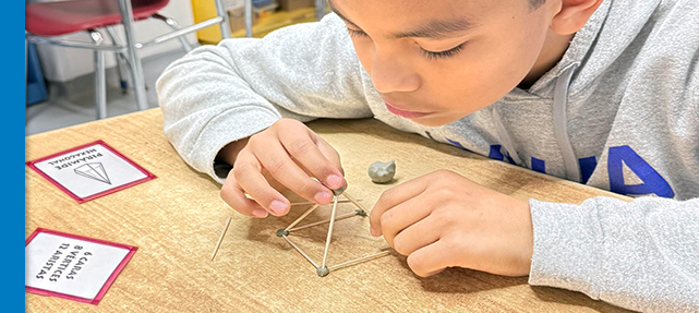 6: Prismas y pirámides