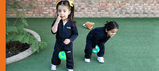 Jugando y moviéndonos con pelotas
